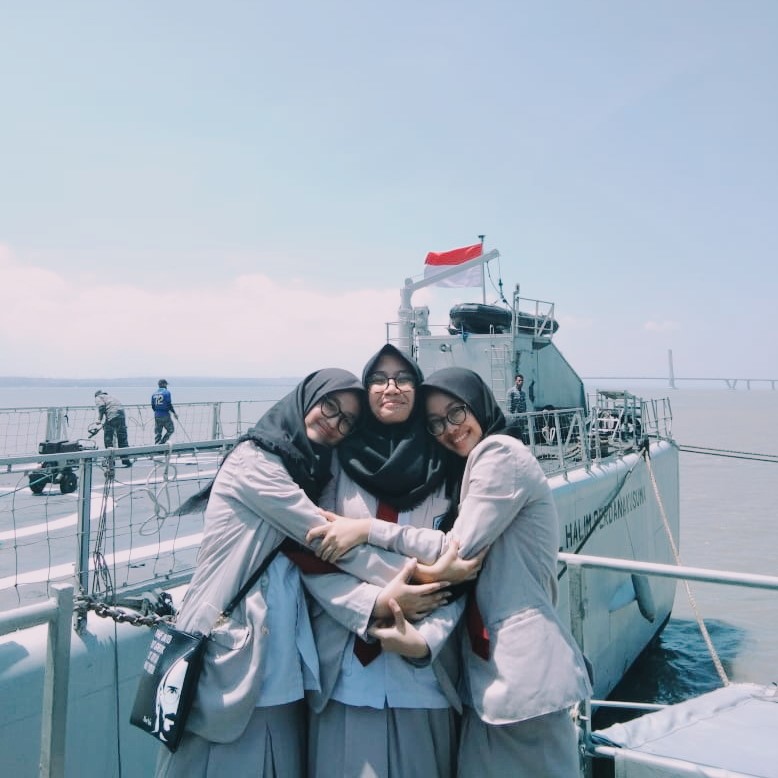 KRI Surabaya